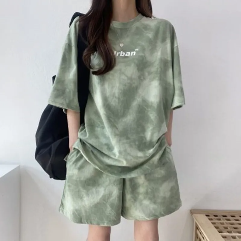 Tie-Dye T-Shirt & Shorts Set – Women’s Athleisure Wholesale