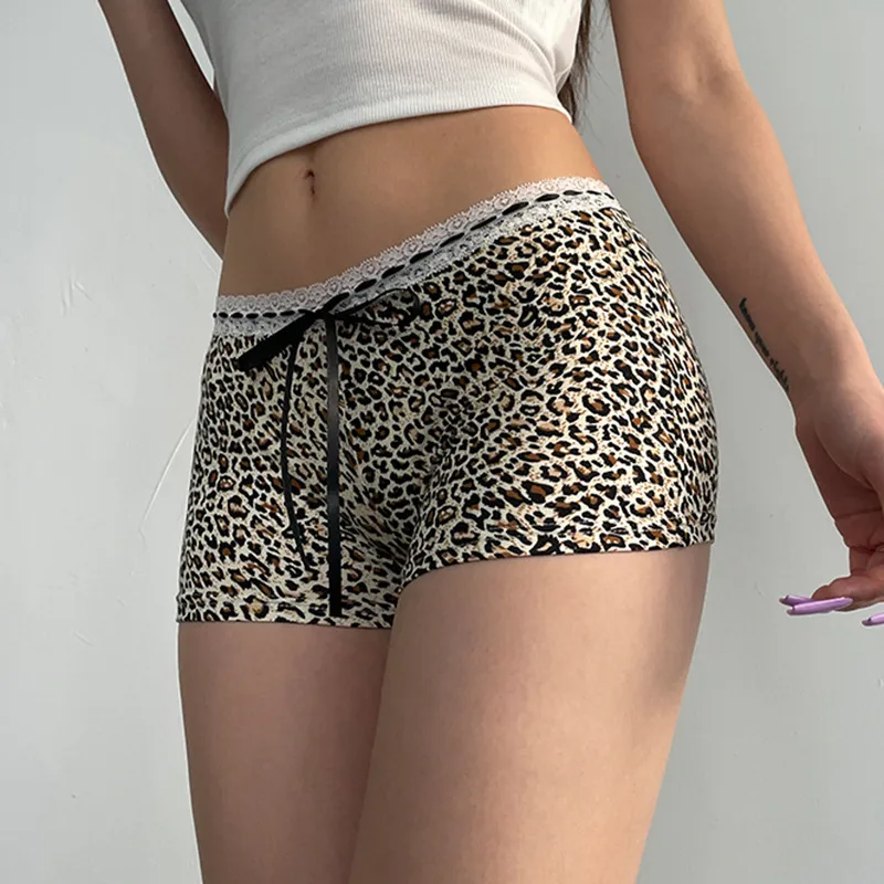 Wholesale Women Fashion Sexy Leopard Lace Stitching High Waist Stretch Shorts