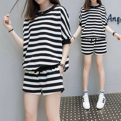 Wholesale Women’s Stripe T-Shirt & Shorts Summer Set